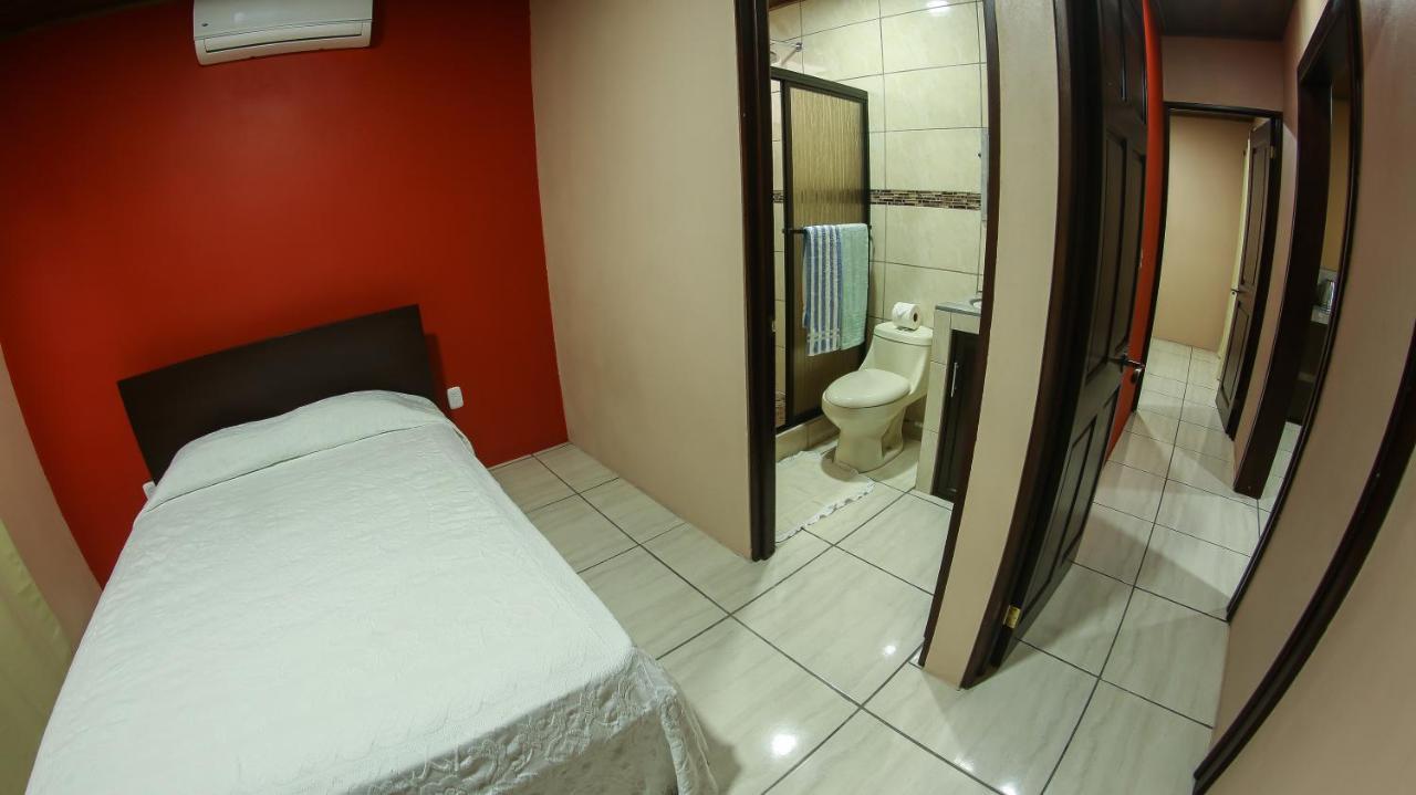 Appartamento Arenal Red La Fortuna Esterno foto